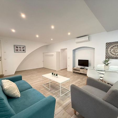 Agi Cosconilles Centro Apartment Roses Bagian luar foto