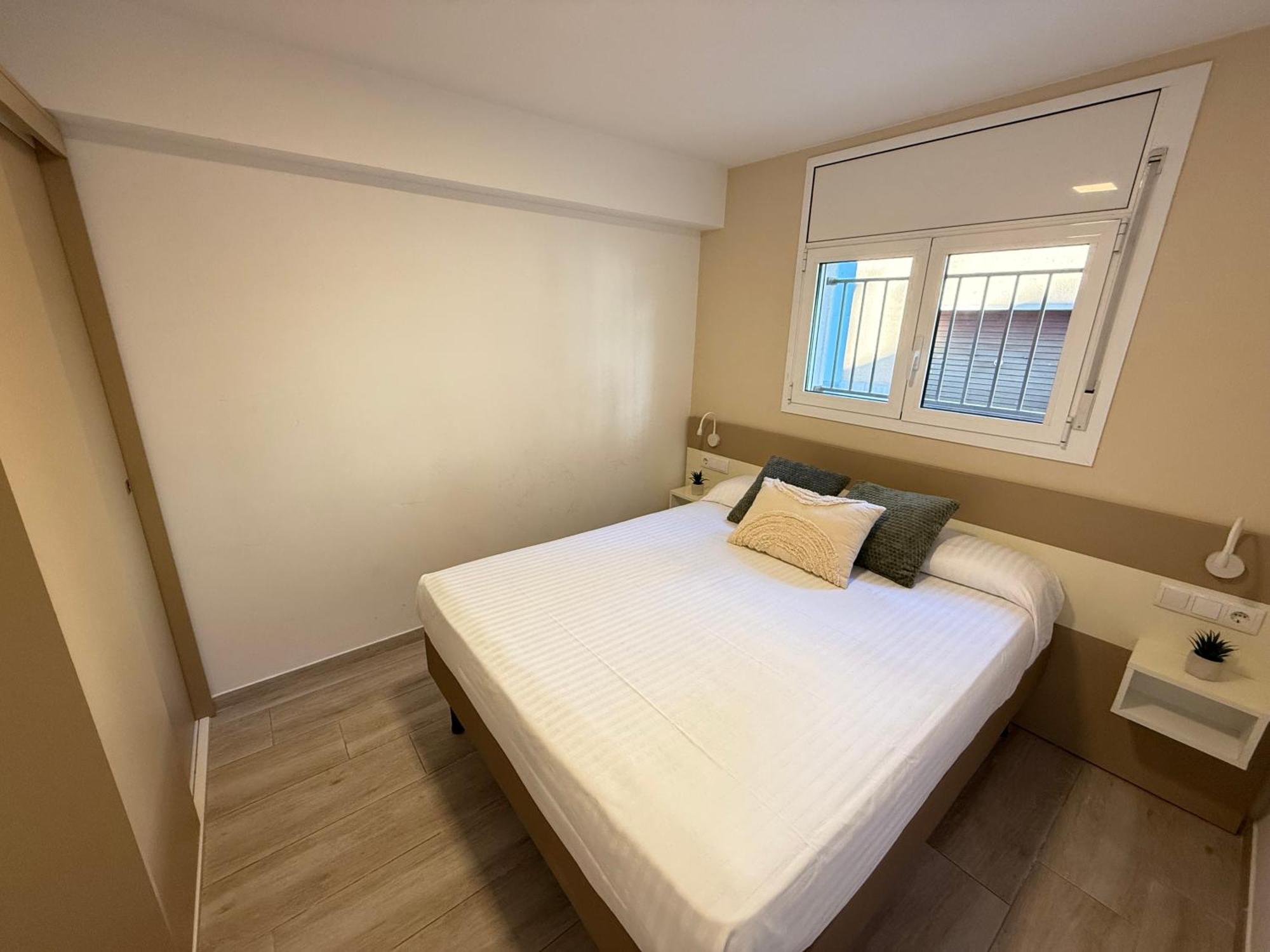 Agi Cosconilles Centro Apartment Roses Bagian luar foto