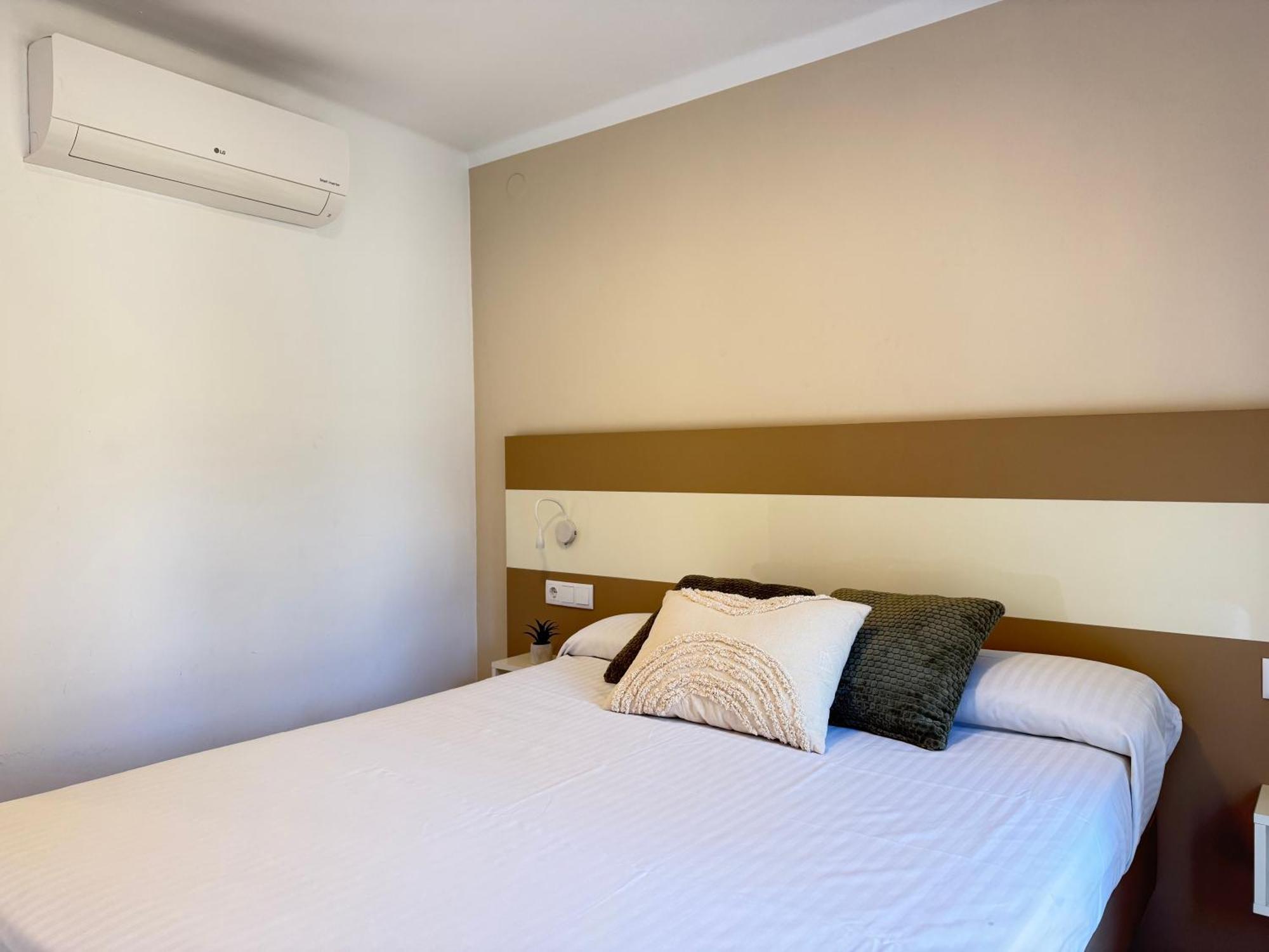 Agi Cosconilles Centro Apartment Roses Bagian luar foto